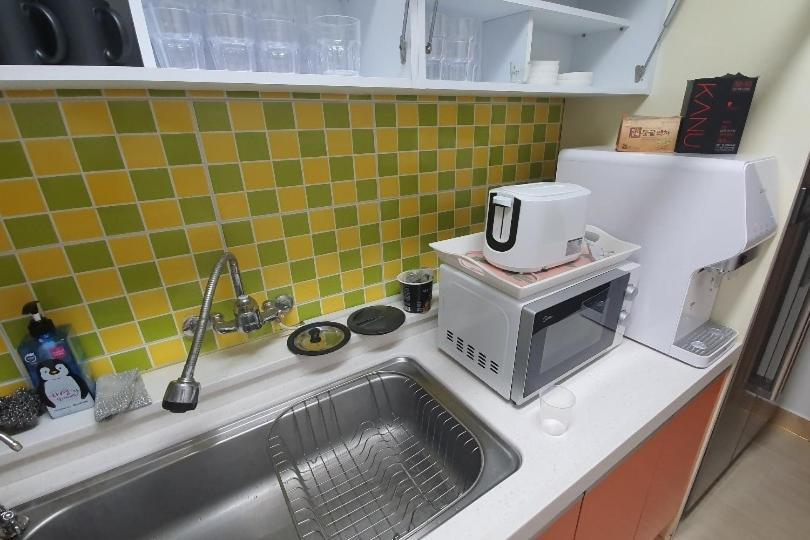 Jeju Guesthouse Togŭnnae エクステリア 写真