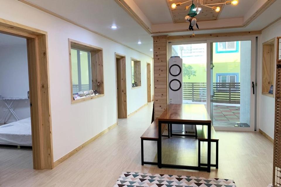 Jeju Guesthouse Togŭnnae エクステリア 写真