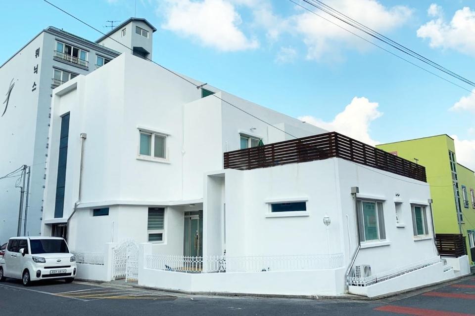 Jeju Guesthouse Togŭnnae エクステリア 写真